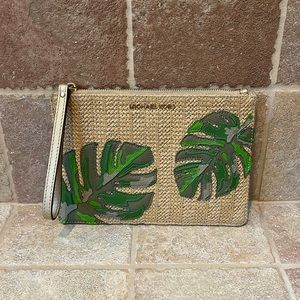 Michael Kors Clutch